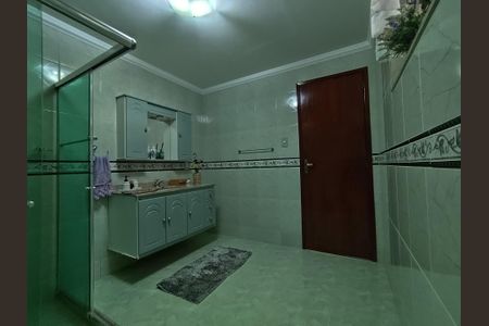 Casa à venda com 4 quartos, 218m² em Vaz Lobo, Rio de Janeiro