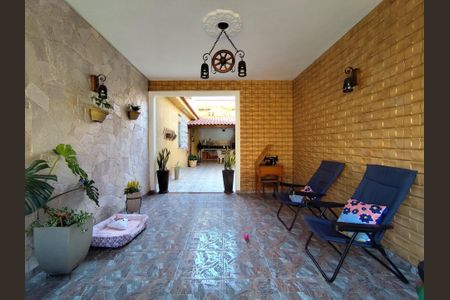 Casa à venda com 4 quartos, 218m² em Vaz Lobo, Rio de Janeiro