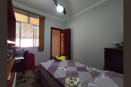 Casa à venda com 218m², 4 quartos e 4 vagas
