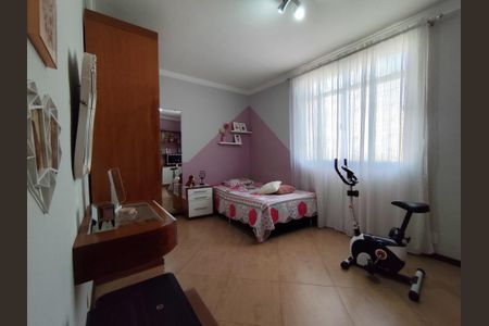 Casa à venda com 4 quartos, 218m² em Vaz Lobo, Rio de Janeiro