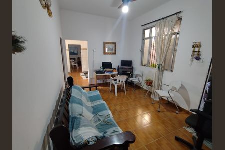 Casa à venda com 4 quartos, 240m² em Vila Kosmos, Rio de Janeiro