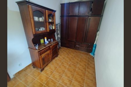 Casa à venda com 240m², 4 quartos e 3 vagas