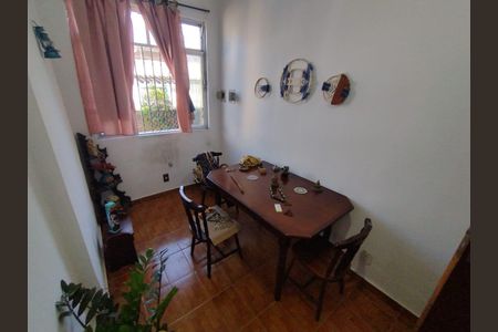 Casa à venda com 240m², 4 quartos e 3 vagas