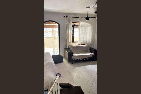 Casa à venda com 3 quartos, 120m² em Jardim Santa Mena, Guarulhos