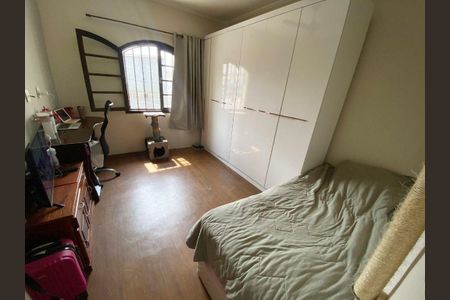 Casa à venda com 3 quartos, 120m² em Jardim Santa Mena, Guarulhos