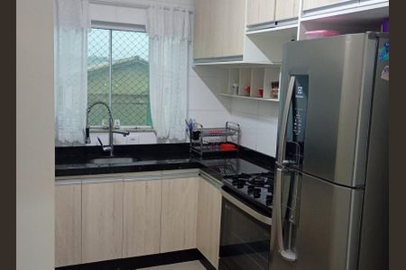 Cozinha de apartamento à venda com 2 quartos, 63m² em Jardim Santo Alberto, Santo André