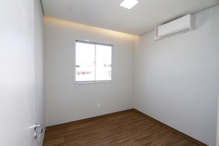 Apartamento para alugar com 70m², 3 quartos e 2 vagasQuarto 3