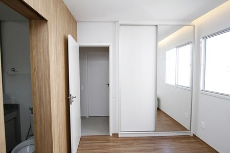 Apartamento para alugar com 70m², 3 quartos e 2 vagasQuarto 2 - Suíte