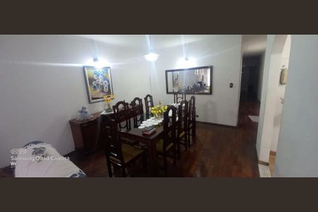 Casa à venda com 4 quartos, 500m² em Vila Galvão, Guarulhos