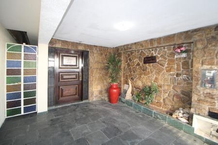Garagem de casa para alugar com 3 quartos, 80m² em Jardim Ondina, São Paulo
