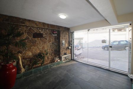 Garagem de casa para alugar com 3 quartos, 80m² em Jardim Ondina, São Paulo