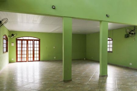 Apartamento para alugar com 45m², 2 quartos e 1 vaga Apartamento para alugar com 45m², 2 quartos e 1 vagaÁrea comum - Salão de festas