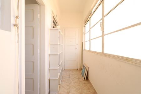Apartamento à venda com 60m², 1 quarto e sem vagaCozinha e Área de Serviço