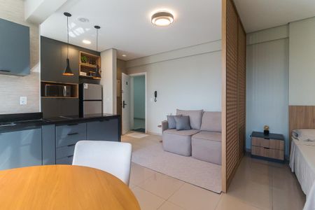 Sala de kitnet/studio para alugar com 1 quarto, 44m² em Vila Mogilar, Mogi das Cruzes