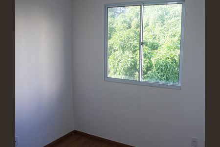 Quarto 2 de apartamento para alugar com 2 quartos, 42m² em Guaratiba, Rio de Janeiro