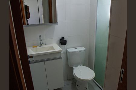 Banheiro  de apartamento para alugar com 2 quartos, 42m² em Guaratiba, Rio de Janeiro