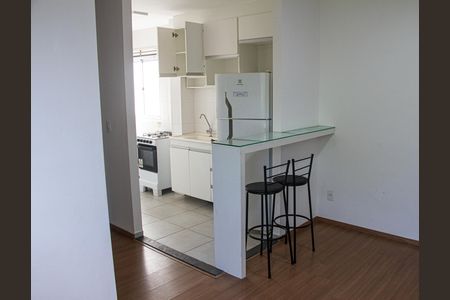 Sala de apartamento para alugar com 2 quartos, 42m² em Guaratiba, Rio de Janeiro