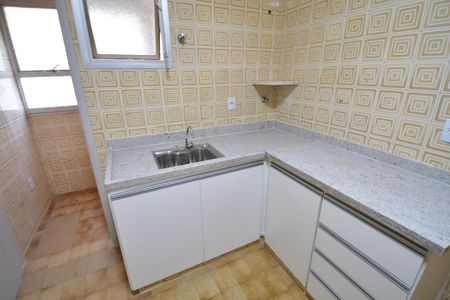 Cozinha de apartamento à venda com 2 quartos, 80m² em Jardim Chapadão, Campinas