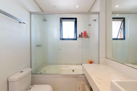 Apartamento à venda com 3 quartos, 3000m² em Jardim Fonte do Morumbi, São Paulo
