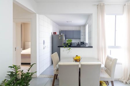 Sala de apartamento para alugar com 2 quartos, 44m² em Cosmos, Rio de Janeiro