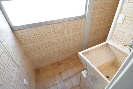 Apartamento à venda com 80m², 2 quartos e 1 vagaÁrea de Serviço