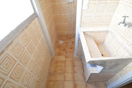 Apartamento à venda com 80m², 2 quartos e 1 vagaÁrea de Serviço