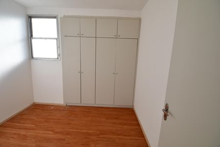 Apartamento à venda com 80m², 2 quartos e 1 vagaQuarto 2