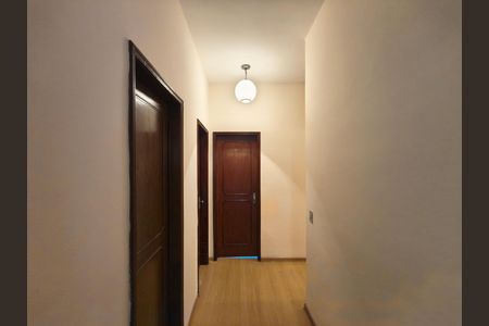 Casa à venda com 442m², 4 quartos e 2 vagas