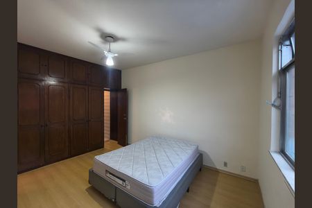 Casa à venda com 442m², 4 quartos e 2 vagas