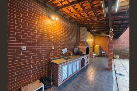 Casa à venda com 442m², 4 quartos e 2 vagas