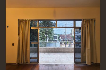 Casa à venda com 442m², 4 quartos e 2 vagas