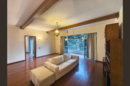 Casa à venda com 442m², 4 quartos e 2 vagas