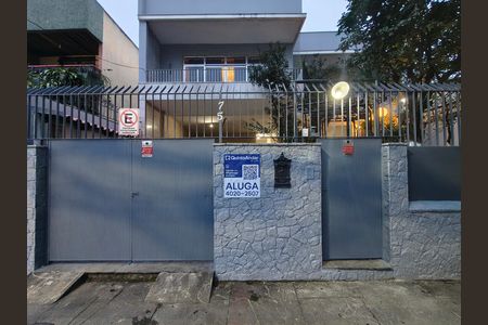 Casa à venda com 442m², 4 quartos e 2 vagas