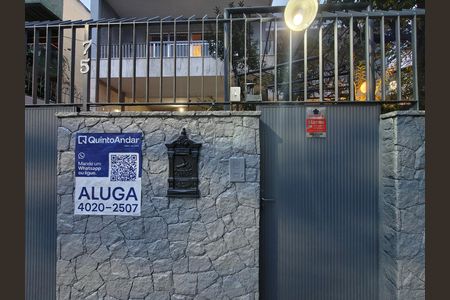 Casa à venda com 442m², 4 quartos e 2 vagas