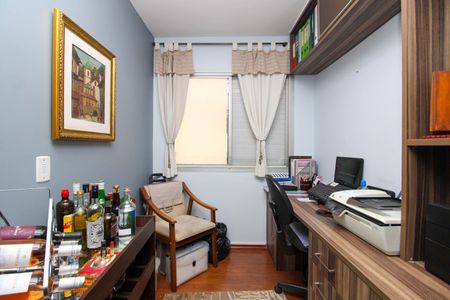 Apartamento à venda com 80m², 3 quartos e 2 vagasEscritório