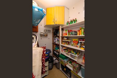 Apartamento à venda com 80m², 3 quartos e 2 vagasDespensa de serviço 
