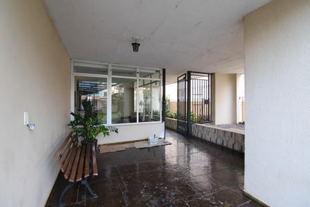 Apartamento à venda com 80m², 3 quartos e 2 vagasHall social