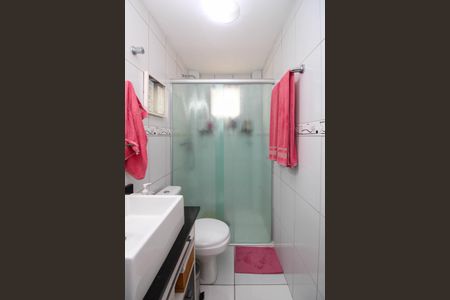 Apartamento à venda com 80m², 3 quartos e 2 vagasBanheiro social