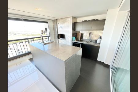 Apartamento à venda com 297m², 4 quartos e 5 vagas Apartamento à venda com 297m², 4 quartos e 5 vagasVaranda gourmet