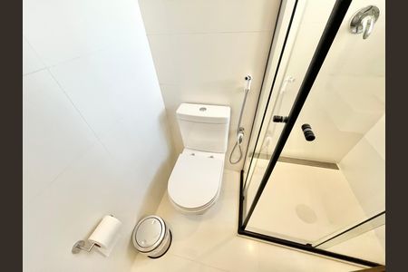 Apartamento à venda com 297m², 4 quartos e 5 vagas Apartamento à venda com 297m², 4 quartos e 5 vagasBanheiro da Suíte 4