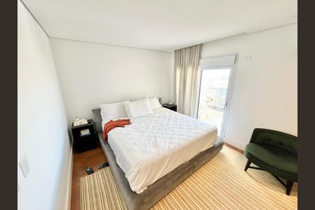 Apartamento à venda com 297m², 4 quartos e 5 vagas Apartamento à venda com 297m², 4 quartos e 5 vagasQuarto 3 - Suíte