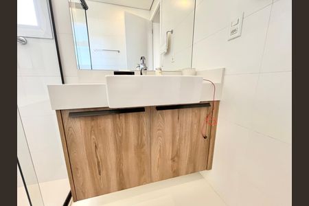 Apartamento à venda com 297m², 4 quartos e 5 vagas Apartamento à venda com 297m², 4 quartos e 5 vagasBanheiro da Suíte 4