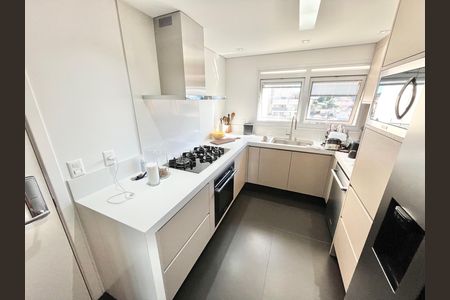 Apartamento à venda com 297m², 4 quartos e 5 vagas Apartamento à venda com 297m², 4 quartos e 5 vagasCozinha