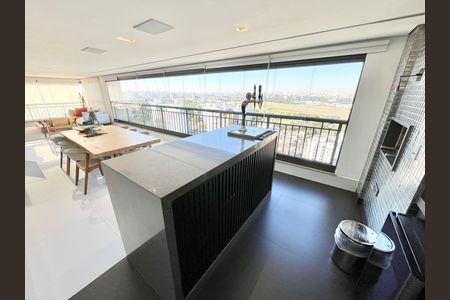 Apartamento à venda com 297m², 4 quartos e 5 vagas Apartamento à venda com 297m², 4 quartos e 5 vagasVaranda gourmet