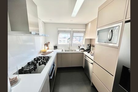 Apartamento à venda com 297m², 4 quartos e 5 vagas Apartamento à venda com 297m², 4 quartos e 5 vagasCozinha