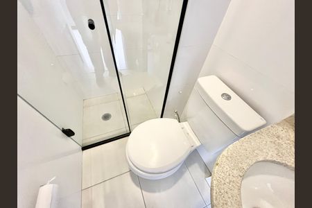 Apartamento à venda com 297m², 4 quartos e 5 vagas Apartamento à venda com 297m², 4 quartos e 5 vagasBanheiro de serviço