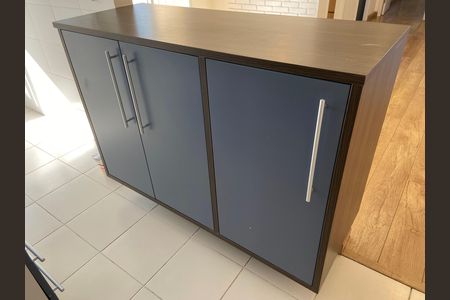 Cozinha de apartamento para alugar com 2 quartos, 67m² em Vila Lageado, São Paulo
