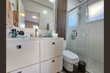 Banheiro 2 de casa de condomínio para alugar com 3 quartos, 360m² em Neópolis, Gravataí