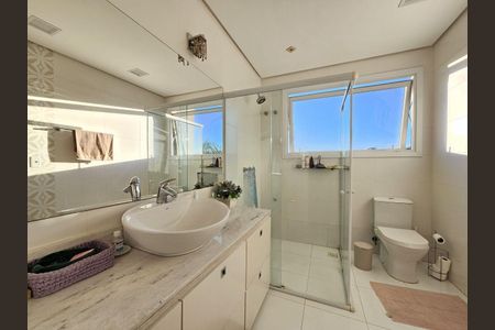Banheiro 1 de casa de condomínio para alugar com 3 quartos, 360m² em Neópolis, Gravataí