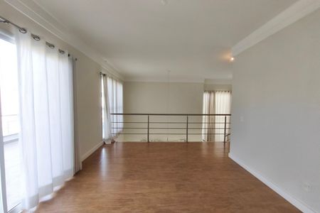 Casa para alugar com 268m², 3 quartos e 4 vagas Casa para alugar com 268m², 3 quartos e 4 vagasSala de TV